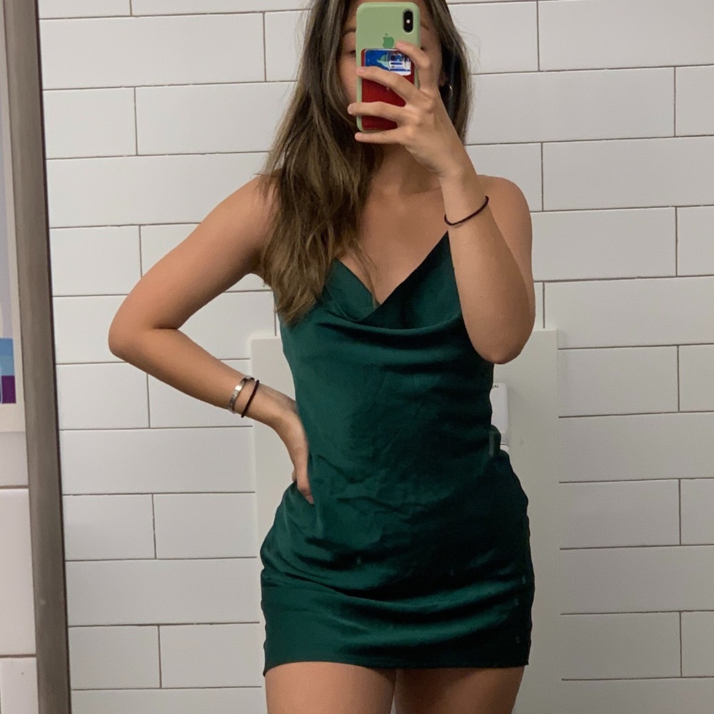 NEW!!! KENDALL&KYLIE EMERALD COWL NECK MINI DRESS